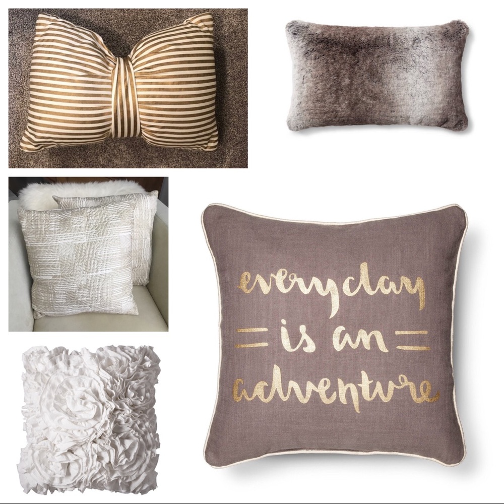 Throw Pillow Set